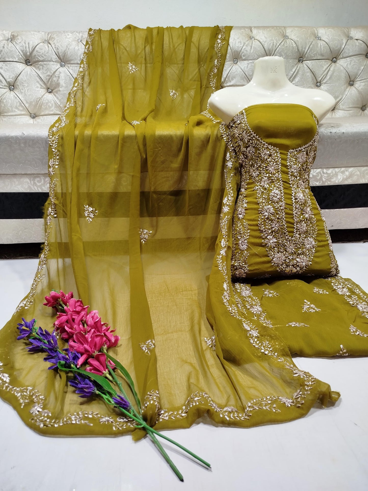 Maroori press gotta  work